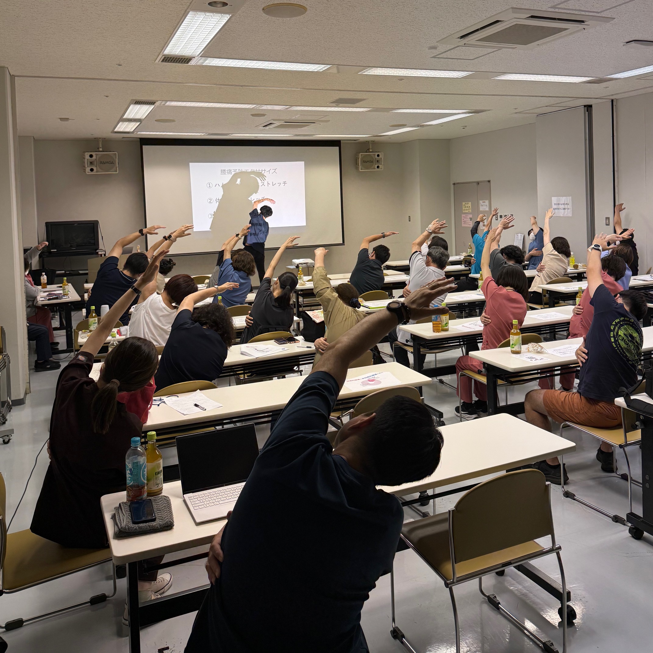 腰痛予防ストレッチ